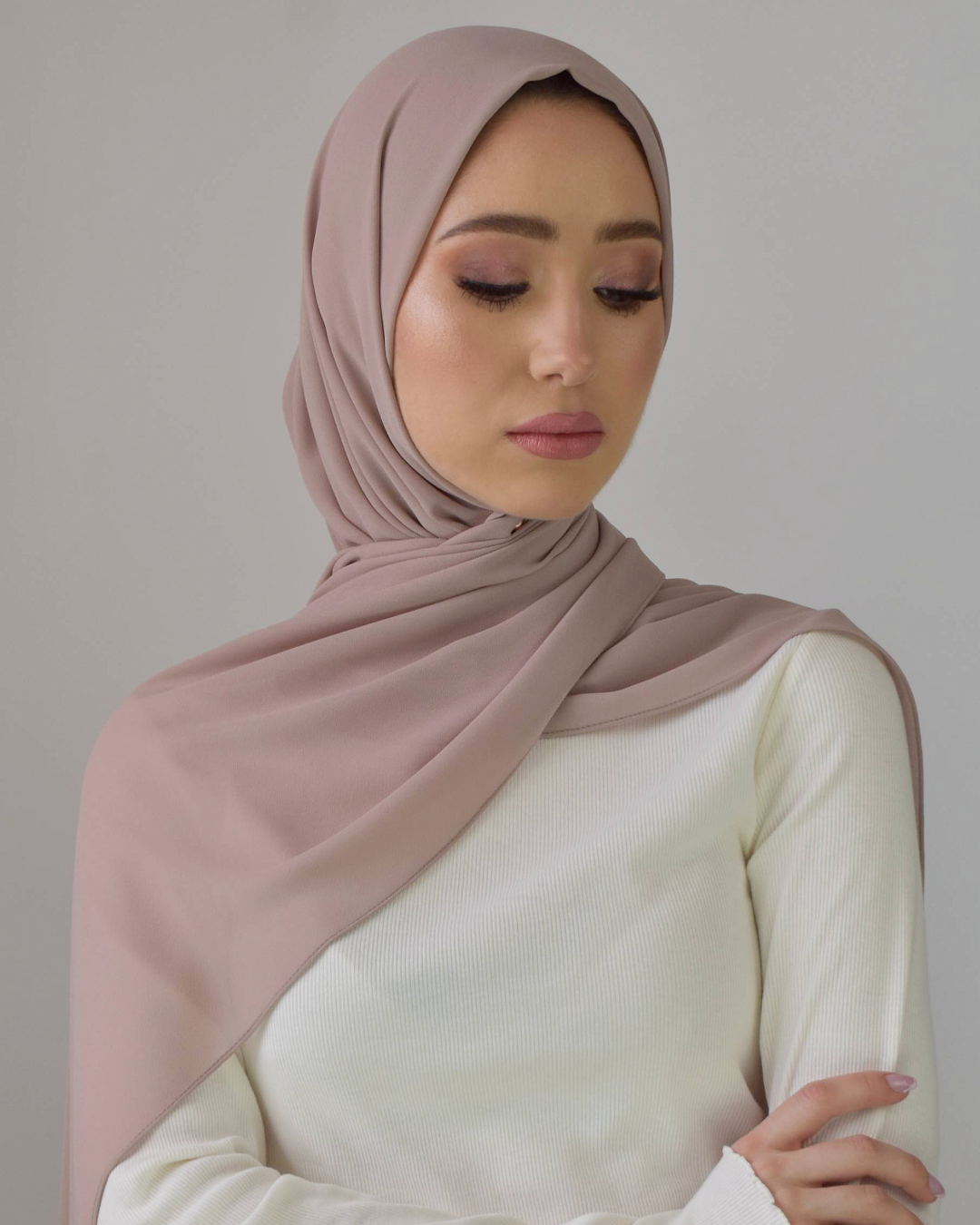 chale en crepe chiffon couleur nude