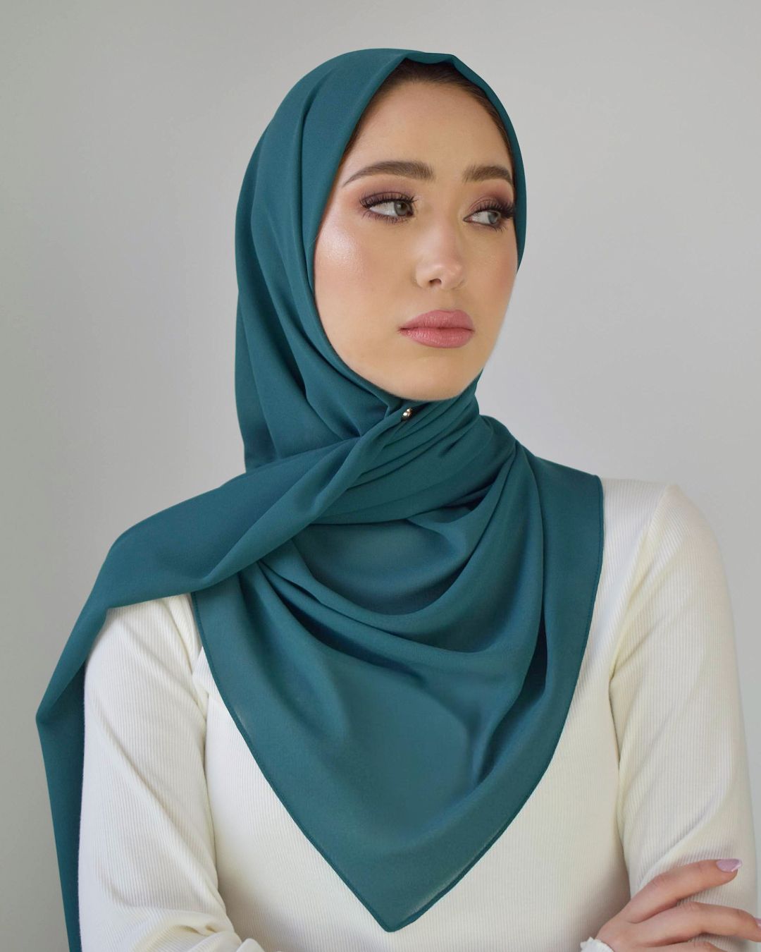 chale en crepe chiffon bleu canard