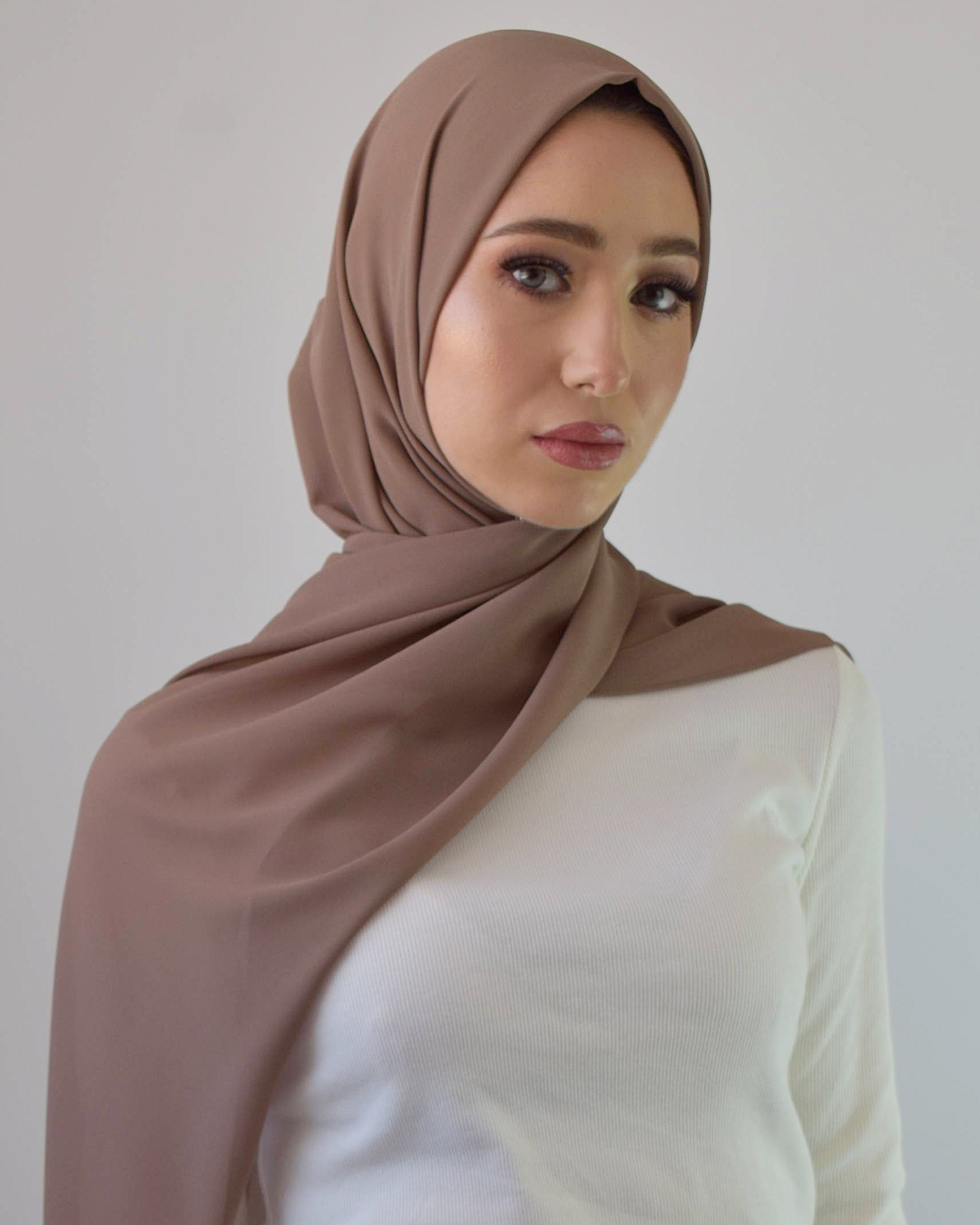 chale en crepe chiffon couleur caramel