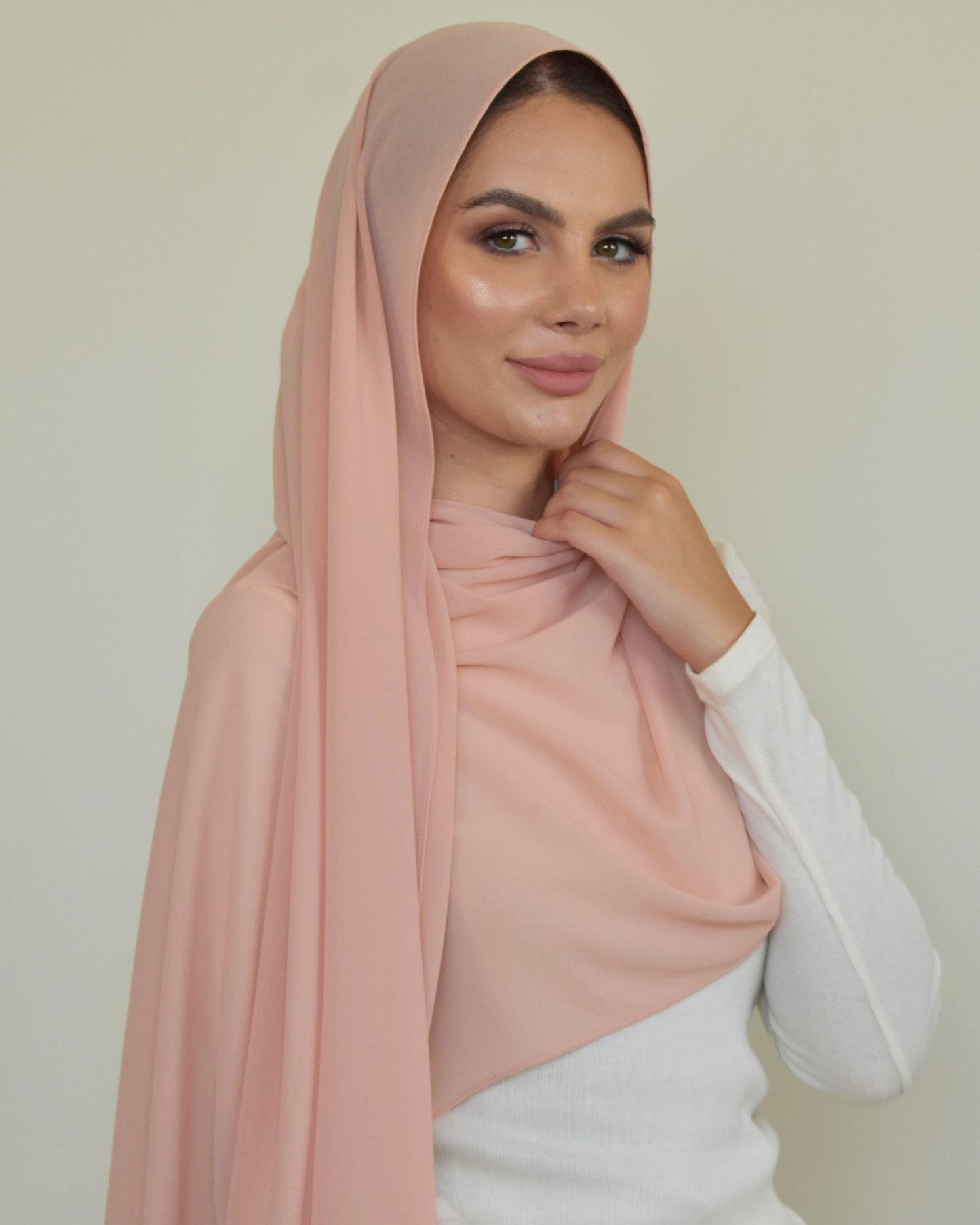 chale en crepe chiffon peche