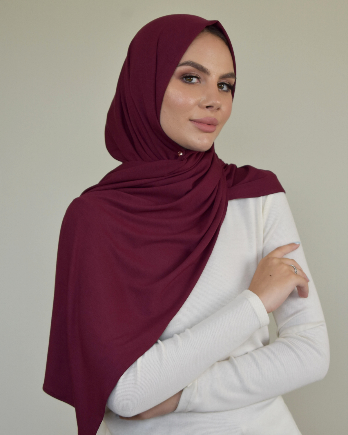 Châle en jersey burgundy femme – écharpe légère et pratique Crown Scarves